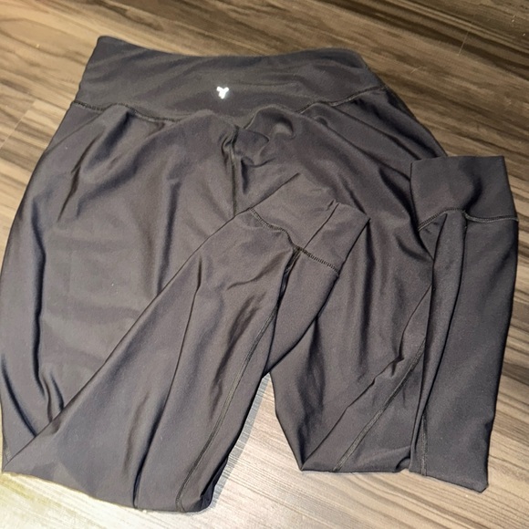 Old navy jogger athletic pants - Picture 3 of 3